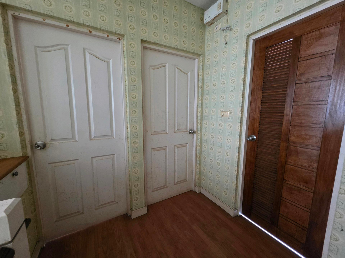 For SaleHousePathum Thani,Rangsit, Thammasat : 2-storey detached house for sale, 55 sq m, Chaiyaphruek Village 2, Tiwanon - Wongwaen, get a corner house, best price.