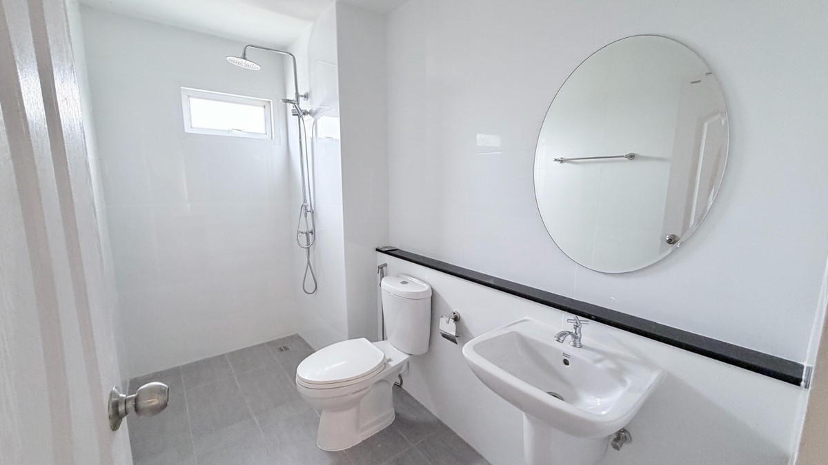 ให้เช่าอ่อนนุช อุดมสุข : บ้าน 3 ชั้น ตกแต่งสวยงาม ให้เช่า ย่านอ่อนนุช-ศรีนครินทร์ ใกล้ปิงมาร์เช่ปาร์ค เพียง 800 เมตร