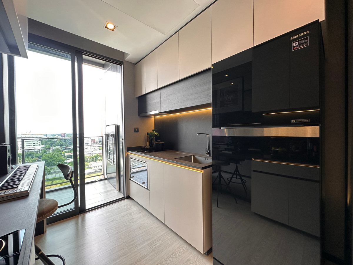 ขายคอนโดสุขุมวิท อโศก ทองหล่อ : 1 ห้องนอน 1 ห้องน้ำ พื้นที่ห้องใหญ่ 45 ตรม.เพียง 7.5 ลบ.