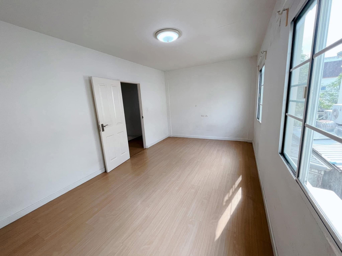 ให้เช่าทาวน์โฮมพระราม 5 ราชพฤกษ์ บางกรวย : ให้เช่า/ขาย ทาวน์เฮาส์ 2 ชั้น Thanasiri Ratchapruek 2 ติดถนนราชพฤกษ์ 