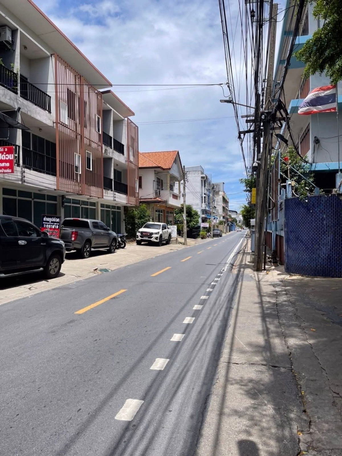 For RentHome OfficeBang kae, Phetkasem : For rent/sale, 3-story home office, good location.