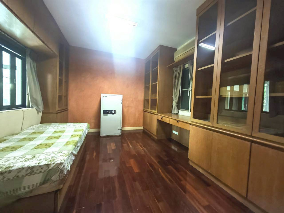 ขายบ้านลาดกระบัง สุวรรณภูมิ : 🏡 ขายบ้านเดี่ยว หมู่บ้านมัณฑนา วงแหวน-พระราม 9 บ้านสวย บรรยากาศร่มรื่น สไตล์บ้านสวน พื้นที่ใหญ่ หาไม่ได้แล้ว!