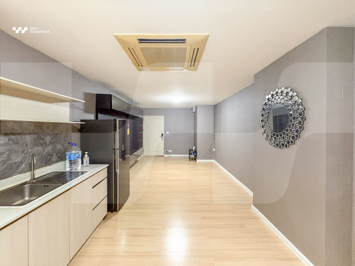 For SaleCondoSilom, Saladaeng, Bangrak : 🔥For Sale, Best Deal🔥 State Tower Silom 1 bedroom 68sqm, 28th floor, city view, beautifully decorated.