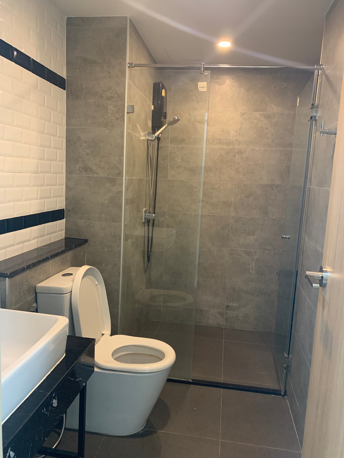 ให้เช่าคอนโดปิ่นเกล้า จรัญสนิทวงศ์ : !! ห้องสวย ให้เช่าคอนโด Brix Condominium ใกล้ MRT สิรินธร