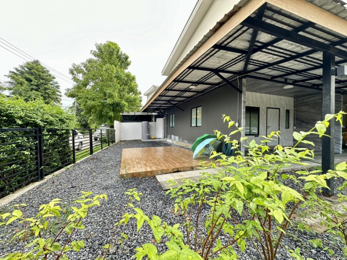 For RentTownhomeChaengwatana, Muangthong : 🏡2-story townhome, The Connect 41 Chaengwattana-Tiwanon. You can move in now. Decorated and ready to move in ✅