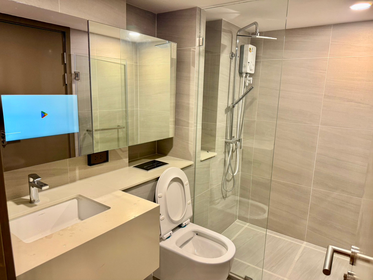 For RentCondoOnnut, Udomsuk : 🏙️ For rent KnightsBridge Space Sukhumvit – Rama 4 ✨ Beautiful room, high ceiling, Duplex style, comfortable, very good location.