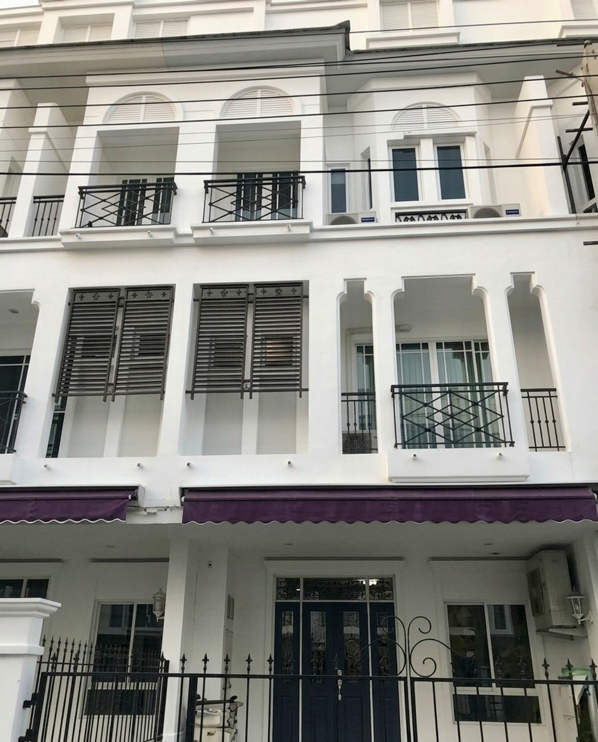 For SaleTownhomeOnnut, Udomsuk : Leong Soi Sukhumvit 62 / 4 Bedrooms (For Sale), Leong Village Sukhumvit 62 / 4 Bedrooms (FOR SALE) GNG041