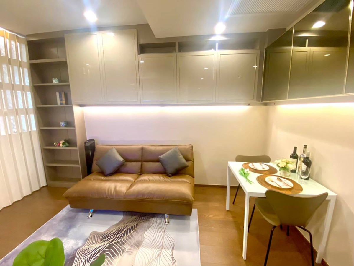 ให้เช่าคอนโดอารีย์ อนุสาวรีย์ : Ideo Q Victory【𝐑𝐄𝐍𝐓】🔥ภาพลักษณ์คมชัด สะท้อนความมั่นใจในทุกองค์ประกอบ🔥 ติดต่อไลน์ไอดี: @hacondo