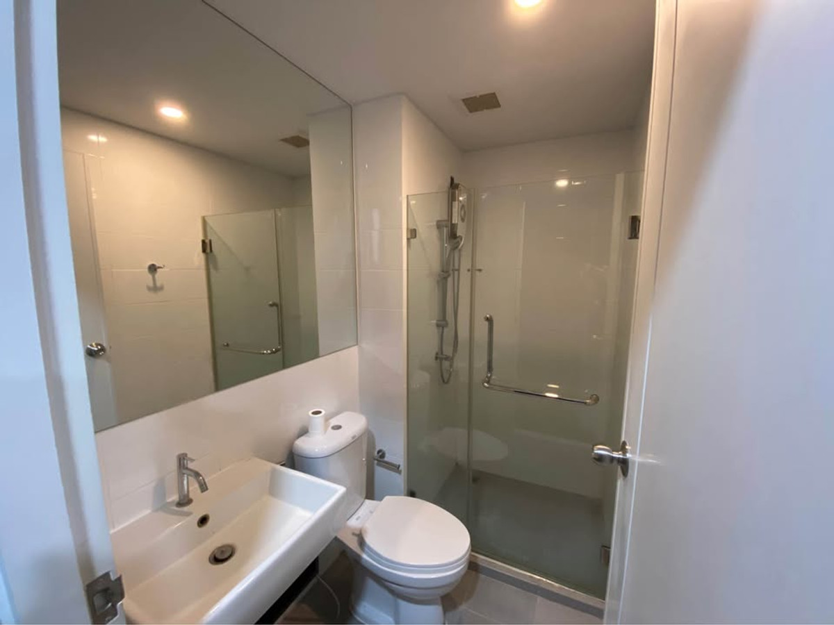 ให้เช่าคอนโดบางนา แบริ่ง ลาซาล : 🔥 ห้องสวย พร้อมอยู่ ทำเลสุขุมวิท ‼️ ให้เช่า Notting Hill Sukhumvit 105 คอนโดสวยสไตล์โมเดิร์น เฟอร์นิเจอร์ + เครื่องใช้ไฟฟ้าครบ อยู่สบาย เดินทางสะดวก 📍 (ตอบแชทไว รับสายไวมาก)