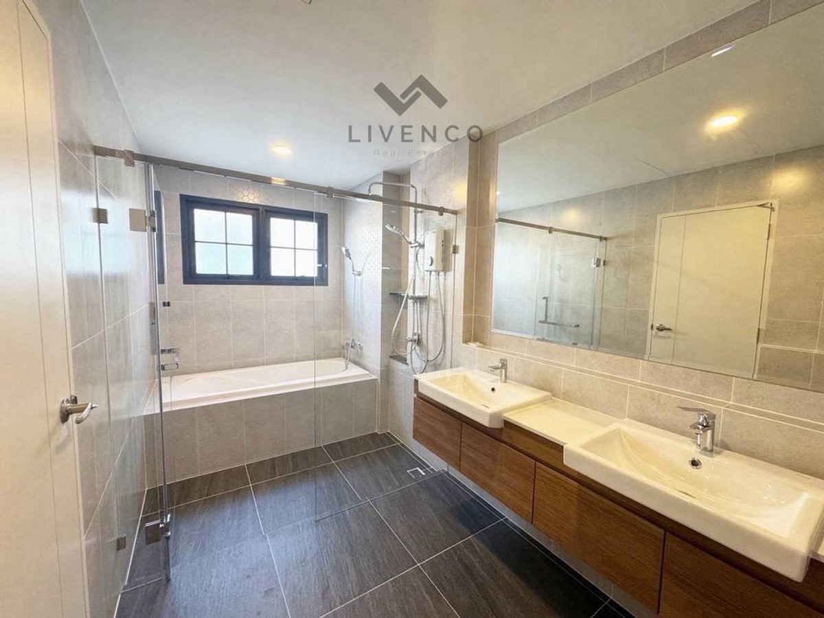 บ้านบางนา แบริ่ง ลาซาล : ขาย หรือ ให้เช่า บ้านเดี่ยว Centro บางนา  
(Centro Bangna)
(LVC40001)