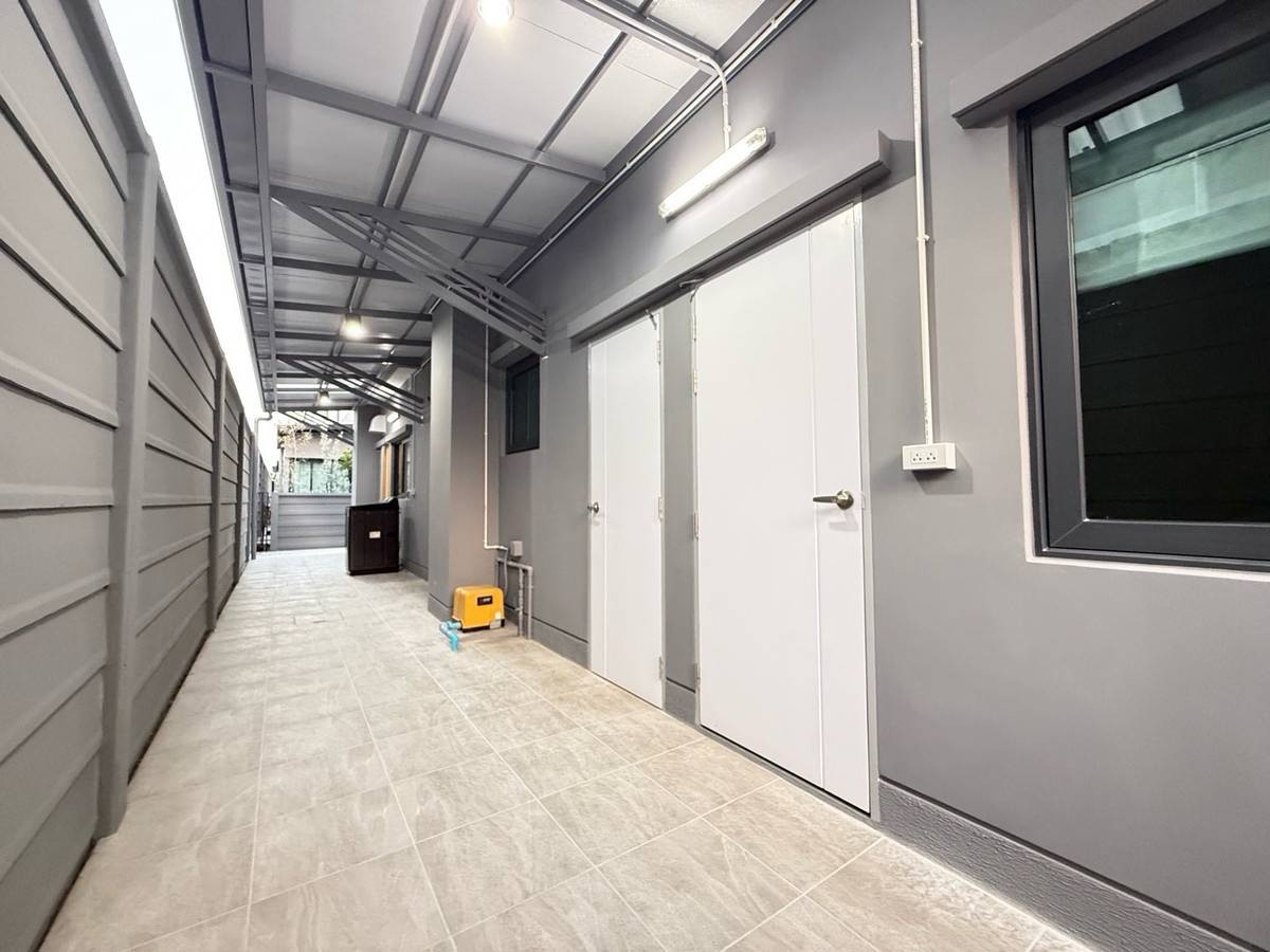 ให้เช่าบ้านปทุมธานี รังสิต ธรรมศาสตร์ : ให้เช่าบ้านเดี่ยว เซนโทร พหลฯ - วิภาวดี 3 ใกล้ โฮมโปรรังสิต เพียง 4 นาที