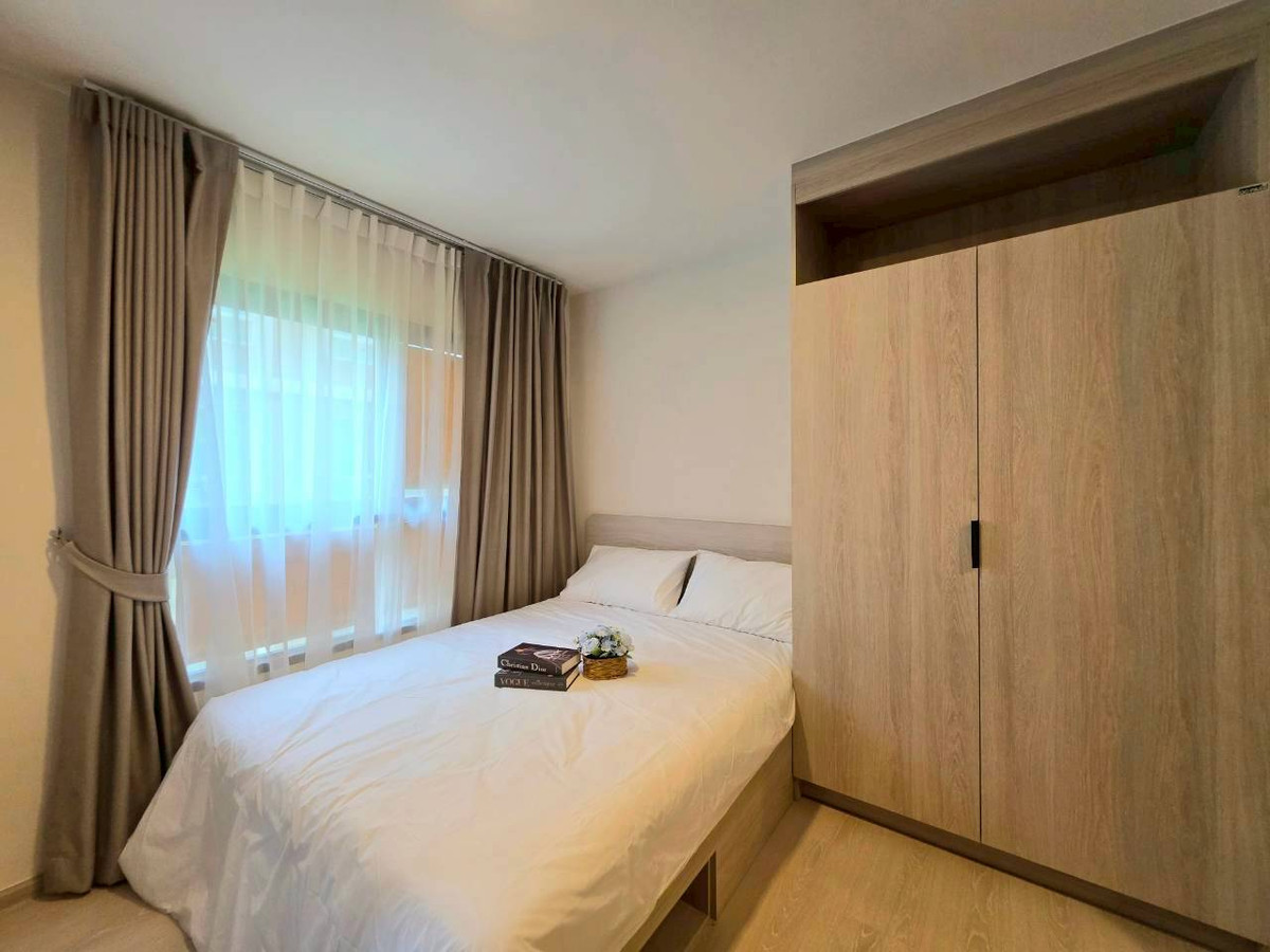 ให้เช่าคอนโดปทุมธานี รังสิต ธรรมศาสตร์ : ให้เช่า! ห้องใหม่ ไม่เคยมีผู้เช่า dcondo Shine รังสิต ✨ Rare Item ส่วนตัวสุดๆ ไม่มีห้องตรงข้าม เฟอร์-เครื่องใช้ไฟฟ้าครบ หิ้วกระเป๋าเข้าอยู่ได้เลย! 