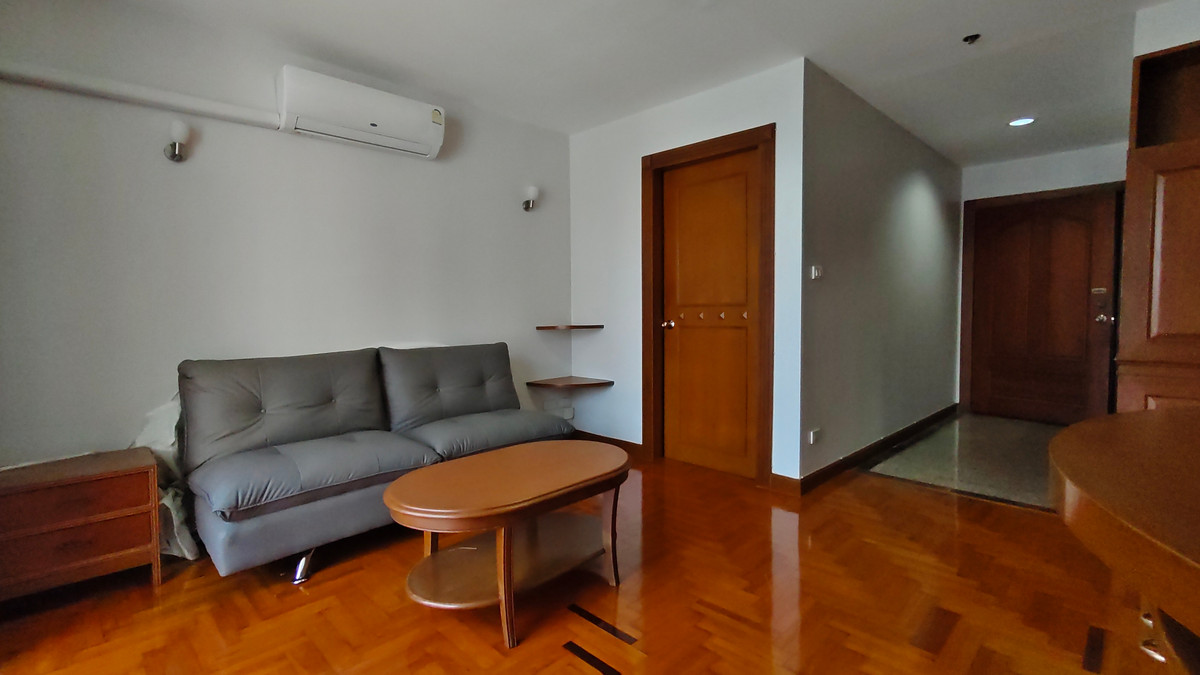 ให้เช่าคอนโดสุขุมวิท อโศก ทองหล่อ : คอนโด 2 ห้องนอน 1 ห้องน้ำ ขนาด 60 ตารางเมตร ที่อโศกเพลส ให้เช่า 25,000 บาทต่อเดือน ซอยสุขุมวิท 21 สถานีรถไฟฟ้า BTS อโศก