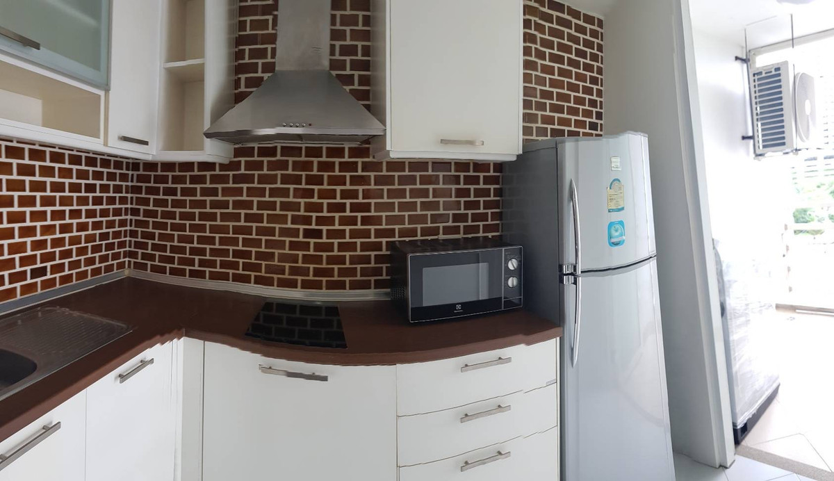 For RentCondoNana, North Nana,Sukhumvit13, Soi Nana : For urgent rent Baan Siri Sukhumvit Soi 10 1bedroom 60sq.m (special price)