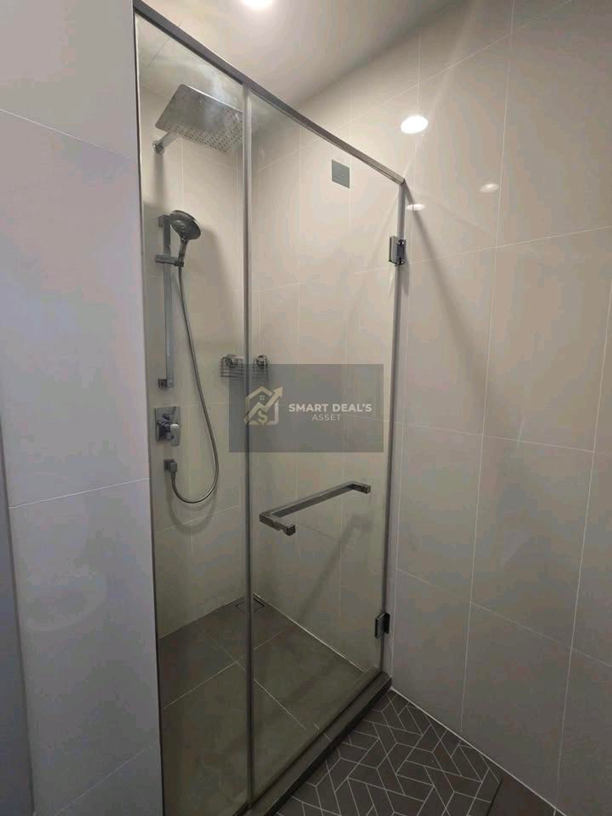 ขายคอนโดสุขุมวิท อโศก ทองหล่อ : 🔥 หลุดขายด่วน! 2 นอน 2 น้ำ  ตร.ม. 
@ Oka Haus สุขุมวิท 36 
​ราคาดีที่สุดในโครงการสำหรับห้อง 2 Bed! เพียง 6,900,000 บาท