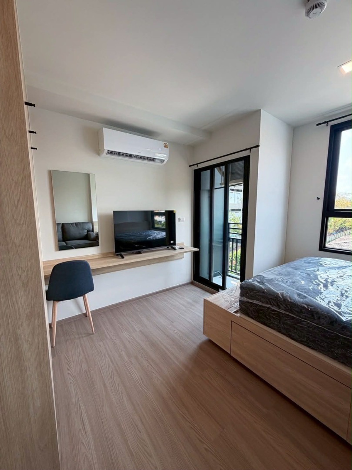 ให้เช่าคอนโดบางแค เพชรเกษม : โครงการ The Muve Bangwa จากแสนสิริ 
📍 ใกล้ มหาวิทยาลัยสยาม (300 เมตร)