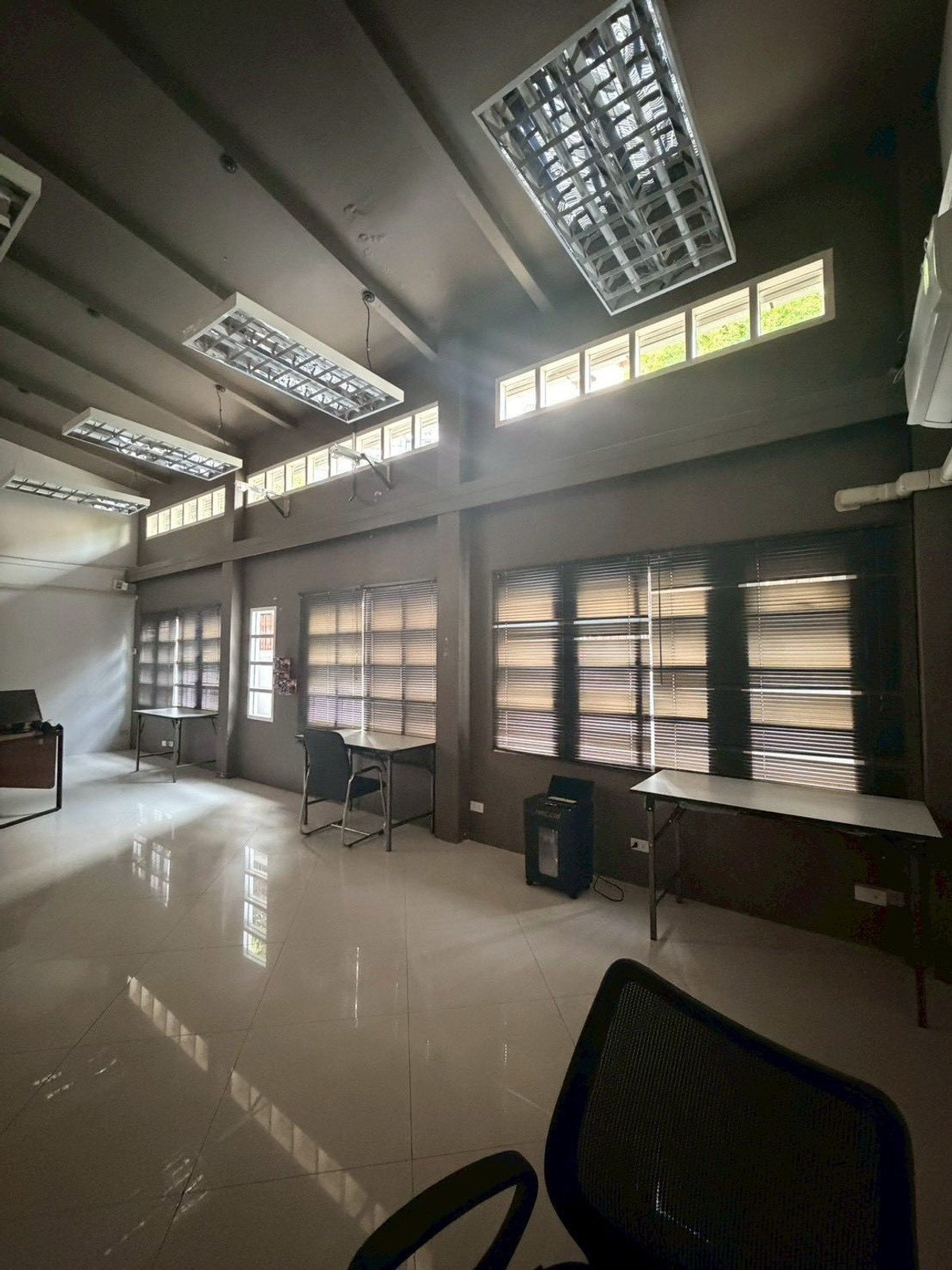 ให้เช่าบ้านโชคชัย4 ลาดพร้าว71 : ᚱ ให้เช่า โฮมออฟฟิศ ✅ห้องทำงาน 4–5 ห้อง 151 ตร.ว. 🔥ที่จอดรถ 8–10 คัน🔥บ้านเดี่ยว 2 ชั้น เดินเพียง 2 นาทีถึง MRT ลาดพร้าว