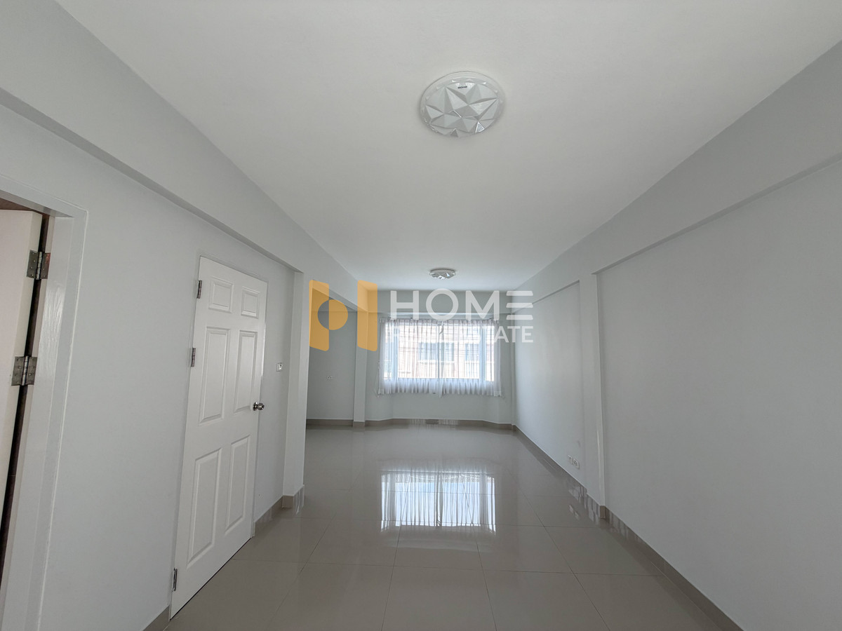 For SaleTownhomeKasetsart, Ratchayothin : Supalai Ville Ekamai - Ramindra / 3 Bedrooms (FOR SALE) MNT029