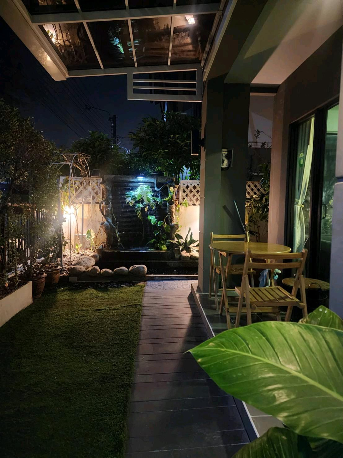 For RentPattanakan, Srinakarin : Twin house for rent 53,000 months.