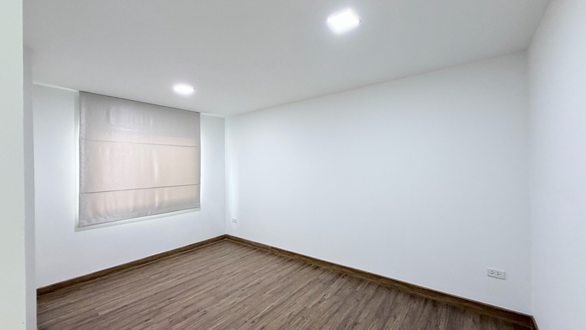 ให้เช่าอ่อนนุช อุดมสุข : บ้าน 3 ชั้น ตกแต่งสวยงาม ให้เช่า ย่านอ่อนนุช-ศรีนครินทร์ ใกล้ปิงมาร์เช่ปาร์ค เพียง 800 เมตร