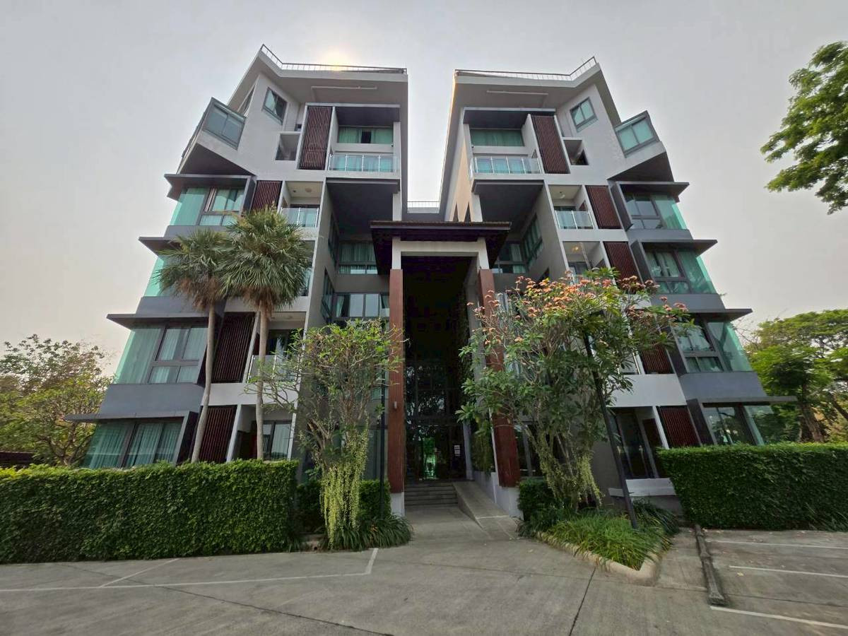 ขายคอนโดเชียงใหม่ : ขายขาดทุน ฮิมมาการ์เด้นท์ คอนโดหรู เมืองเชียงใหม่ (Himma Garden Condominium) ขายต่ำกว่าราคาประเมินกรมที่ดิน  ฟรีเฟอร์นิเจอร์ นำเข้า จากอิตาลี