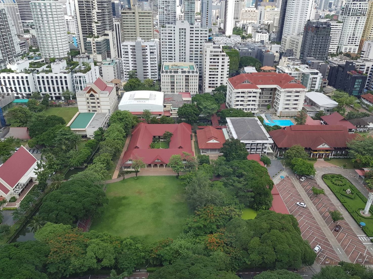 ให้เช่าคอนโดสุขุมวิท อโศก ทองหล่อ : คอนโด 1 ห้องนอน 47 ตร.ม. ชั้นสูง วิวเมือง ใกล้ BTS อโศก & MRT