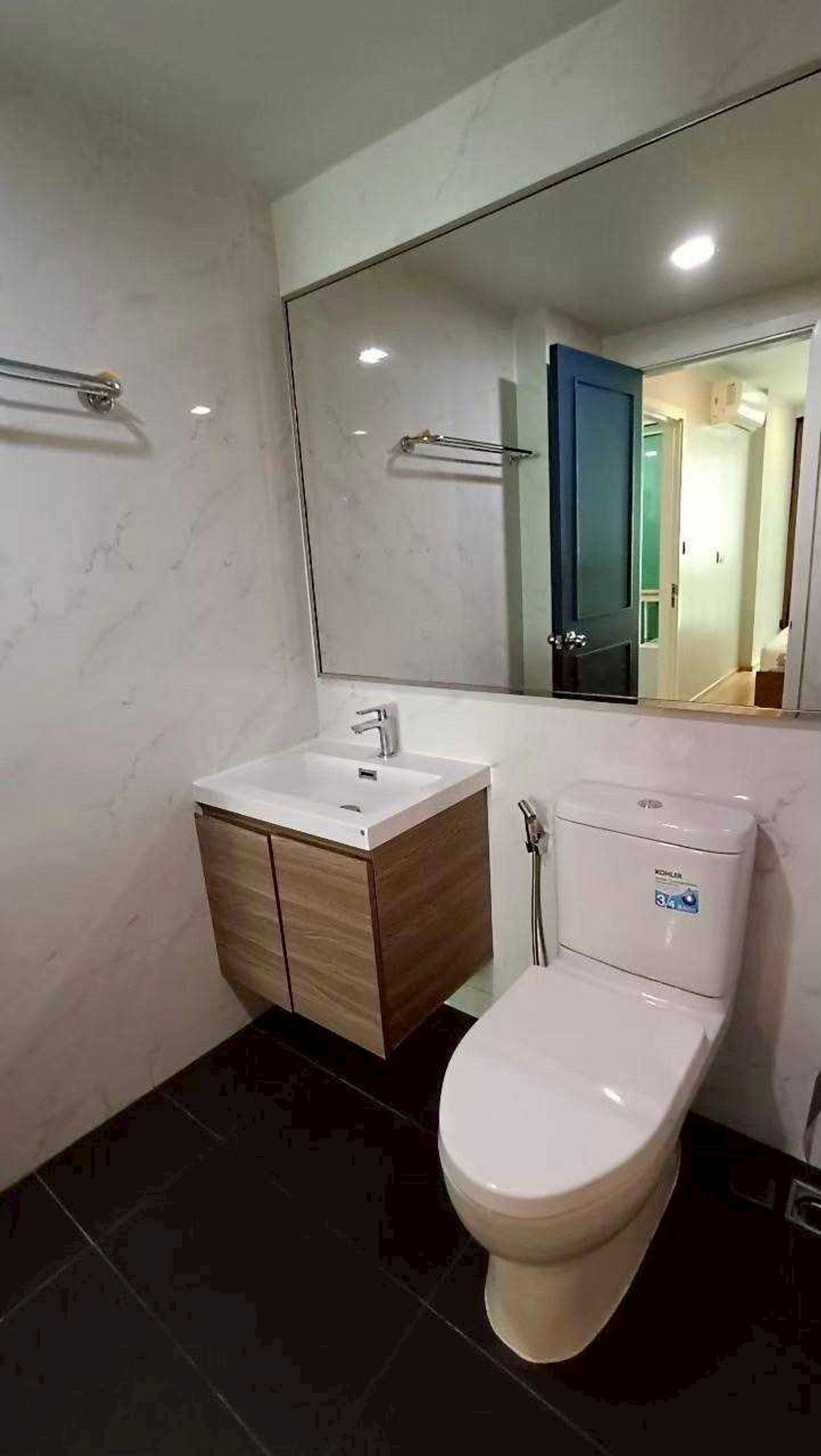 ให้เช่าคอนโดสาทร นราธิวาส : 🏙️ ปล่อยเช่า Maestro 01 Sathorn - Yenakat | ห้องสวย โทนอบอุ่น เลี้ยงสัตว์ได้! 🐶🐱 ทำเลสาทร-เย็นอากาศ ใกล้เมือง แต่ได้ความสงบ เป็นส่วนตัว 🌿✨