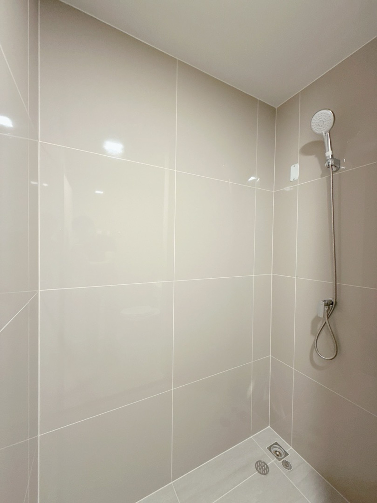 For SaleCondoKasetsart, Ratchayothin : 𝐂𝐎𝐁𝐄 Kaset Sripatum 𝐅𝐑𝐄𝐄 down payment 𝐎 baht, installments 𝟗,𝟓𝟎𝟎/month, new room from the project, best price.