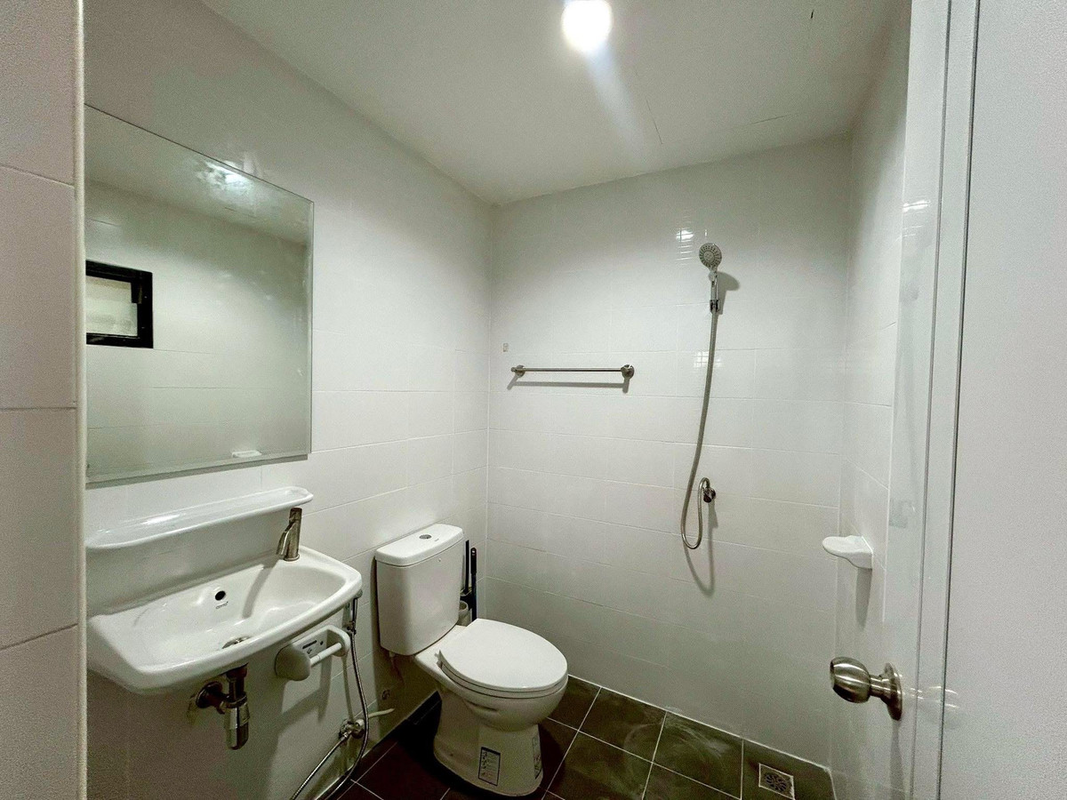 ขายทาวน์โฮมปทุมธานี รังสิต ธรรมศาสตร์ : ขายทาวน์เฮาส์พฤกษา 64/2 คลองสาม หลังมุม 24 ตร.ว. แต่งใหม่พร้อมอยู่ ฟรีโอน