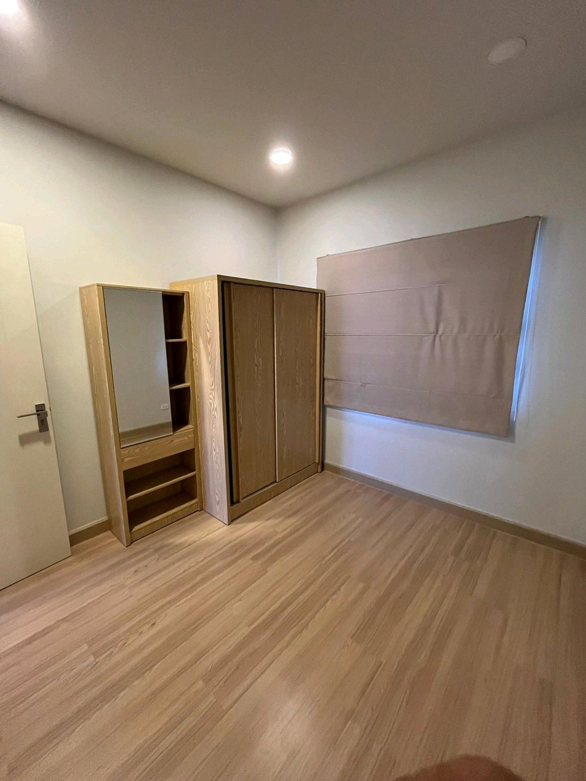 ให้เช่าทาวน์โฮมบางนา แบริ่ง ลาซาล : ให้เช่า ถนนเมน 19.9ตรว 3นอน3น้ำ ทาวน์โฮม 2 ชั้น บริทาเนีย เมกะทาวน์ บางนา  