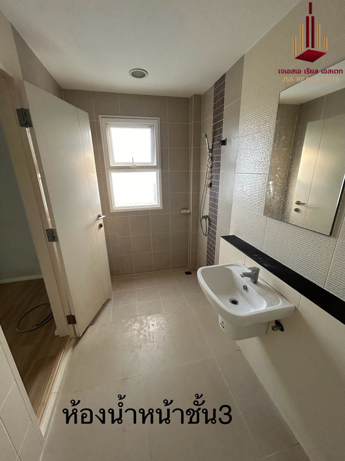 For SaleLadkrabang, Suwannaphum Airport : ✨ For Sale: Baan Klang Muang Suanluang ✨ 💰 Only 7,600,000 THB