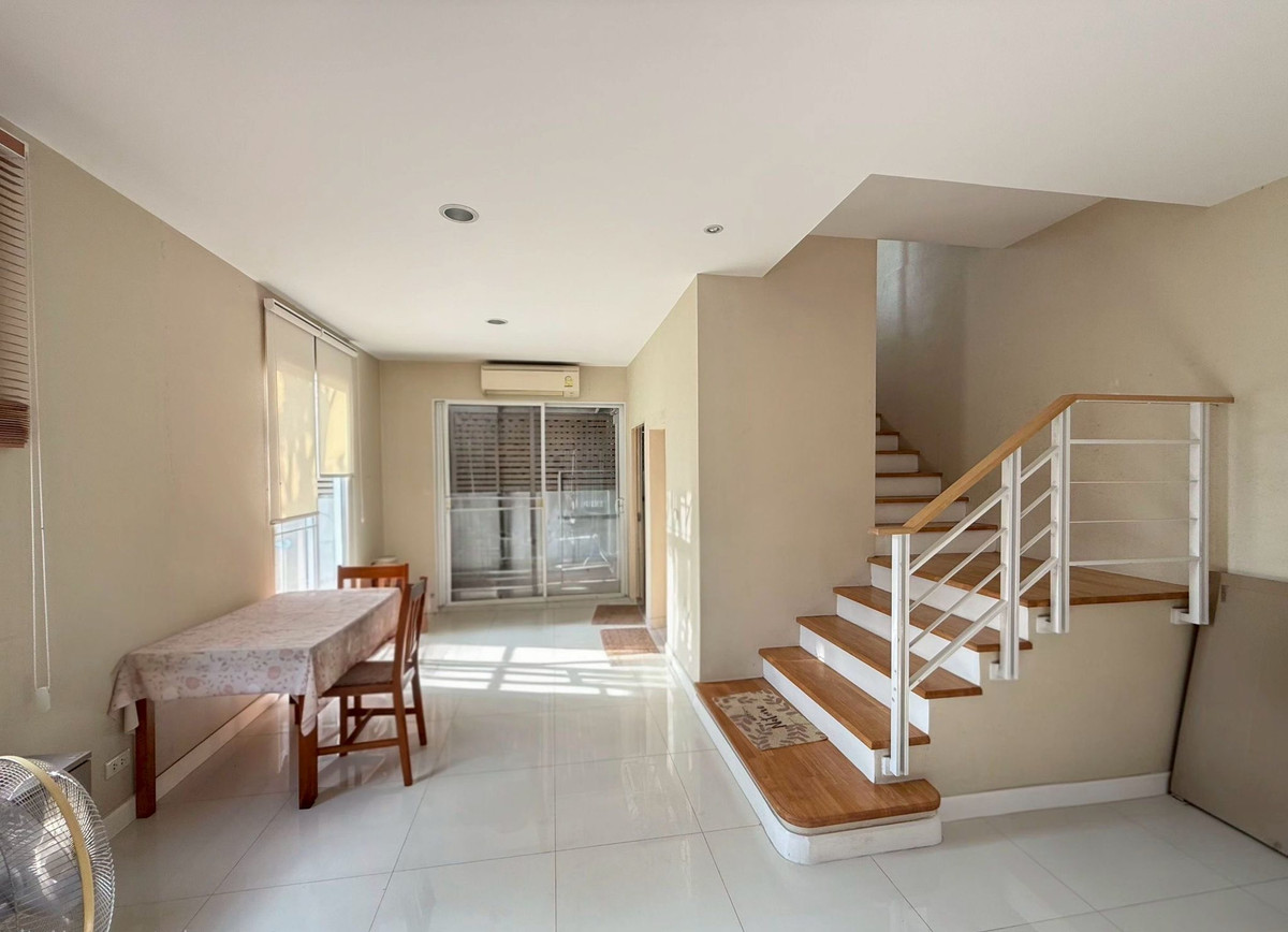 ให้เช่าทาวน์โฮมเกษตร นวมินทร์ ลาดปลาเค้า : #E308🎉010469 ให้เช่าทาวน์โฮม Baan Klang Muang Kaset-Nawamin