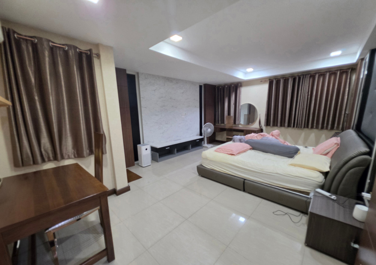 ขายทาวน์โฮมปิ่นเกล้า จรัญสนิทวงศ์ : หลังมุม 35ตรว 3นอน3น้ำ ทาวน์โฮม 2 ชั้น อิ่มอัมพร 1 จรัญสนิทวงศ์ 13