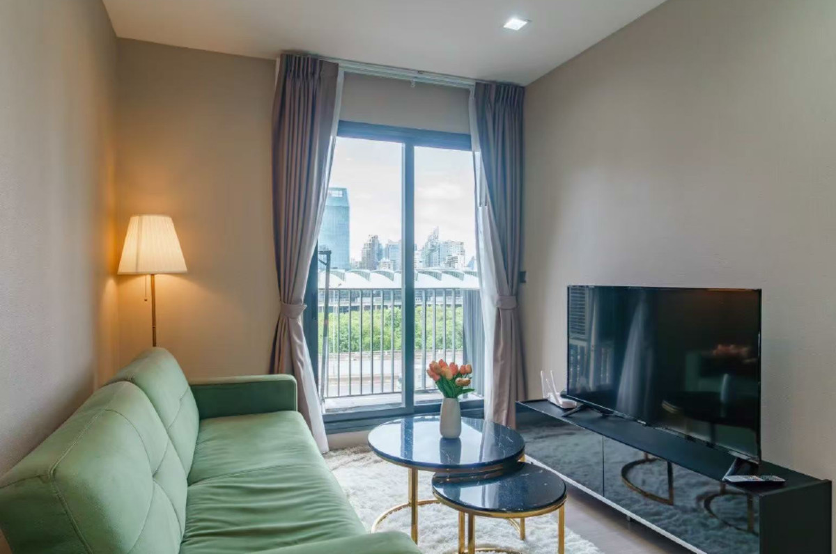 ให้เช่าคอนโดพระราม 9 เพชรบุรีตัดใหม่ RCA : ให้เช่า Life Asoke Hype ราคา 37,000 บาท [MPr260403]