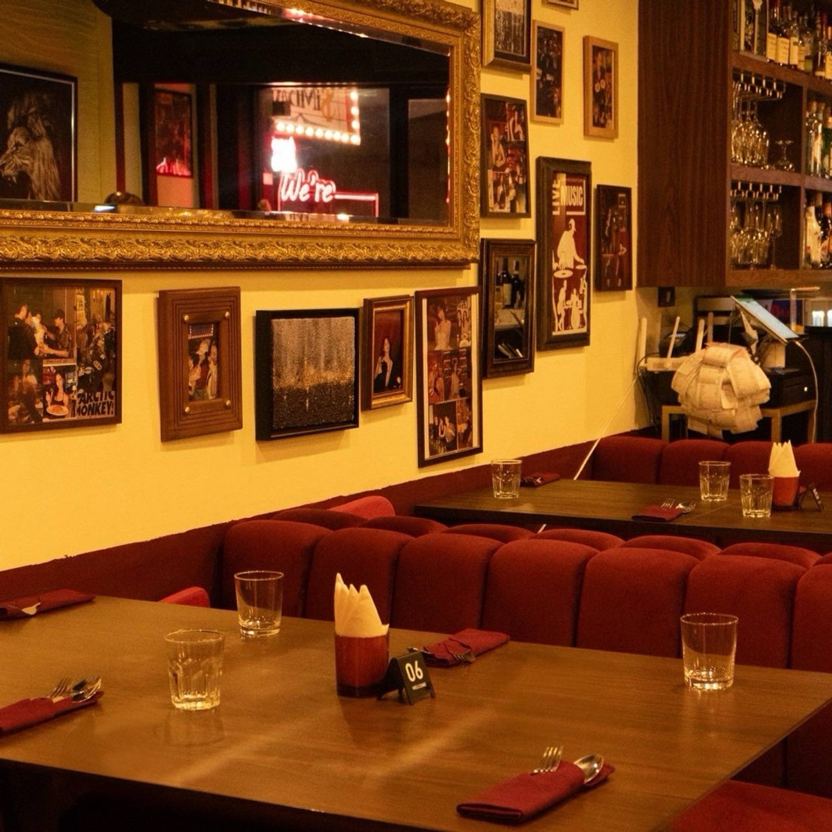 For RentShop HouseSukhumvit, Asoke, Thonglor : ✨ For Rent |📍 Park Avenue (1st floor)
Area size 70 sq m., ground floor, convenient travel, good location.