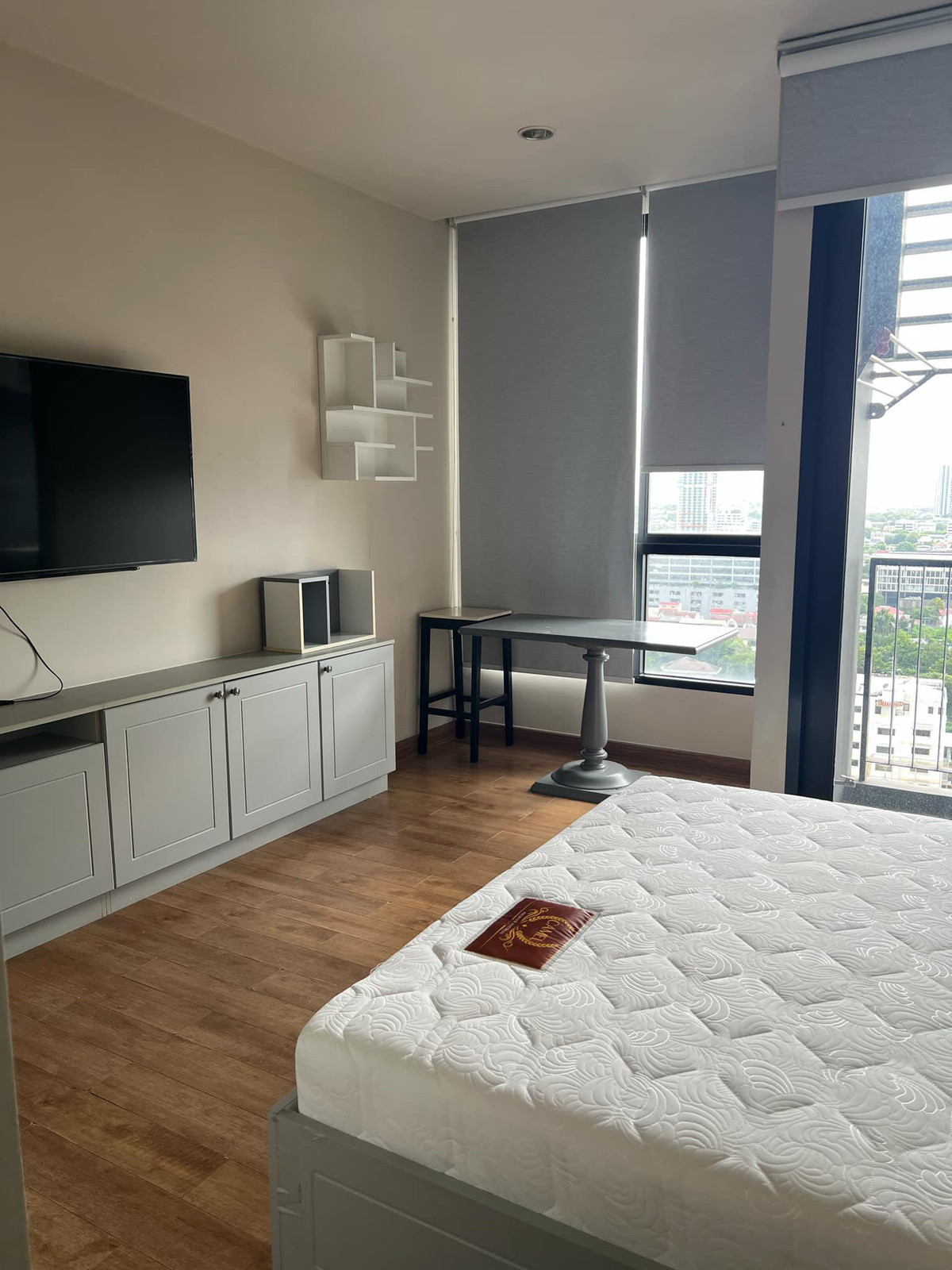 For RentCondoSapankwai,Jatujak : ✨ 0m from BTS Saphan Khwai! | The Editor | 18th Floor Corner Unit | Move-in Ready ✨