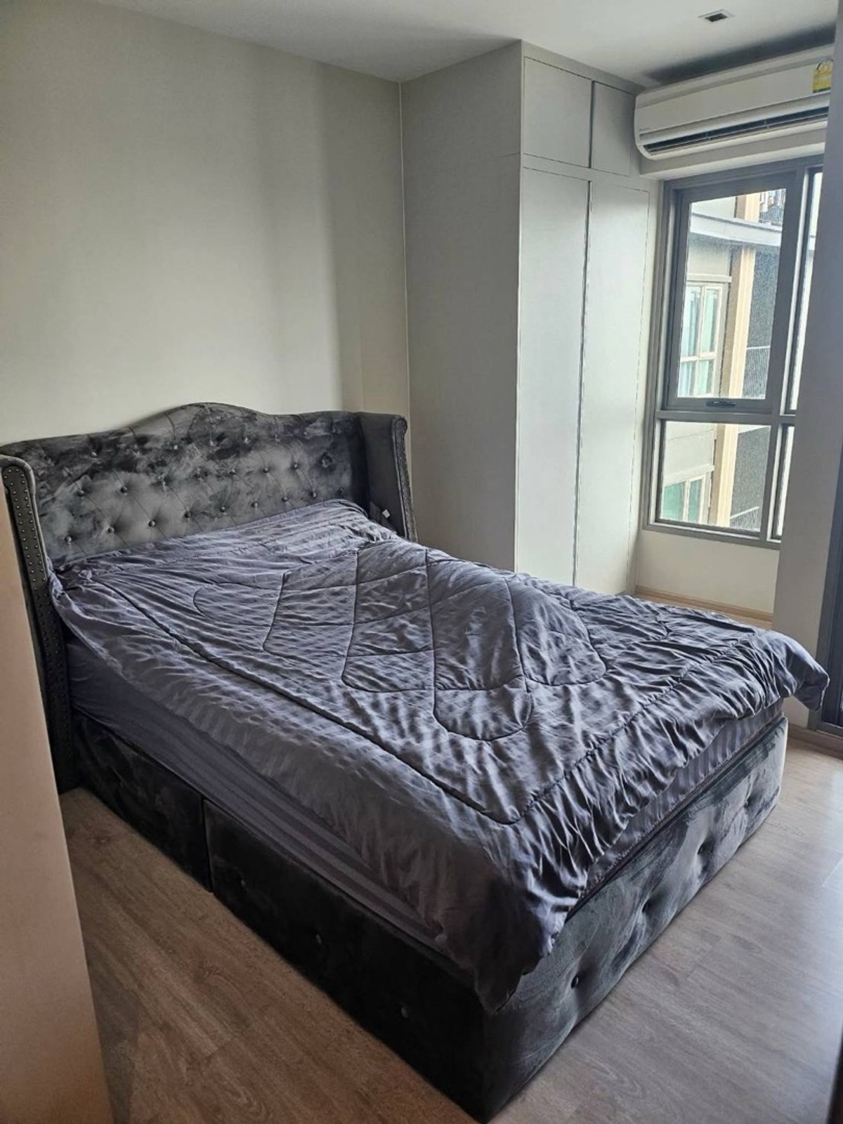 For SaleCondoThaphra, Talat Phlu, Wutthakat : 📍 Whizdom Station Ratchada - Thapra
🚆 Next to BTS Talat Phlu, very convenient to travel.
 Easy to rent, good yield