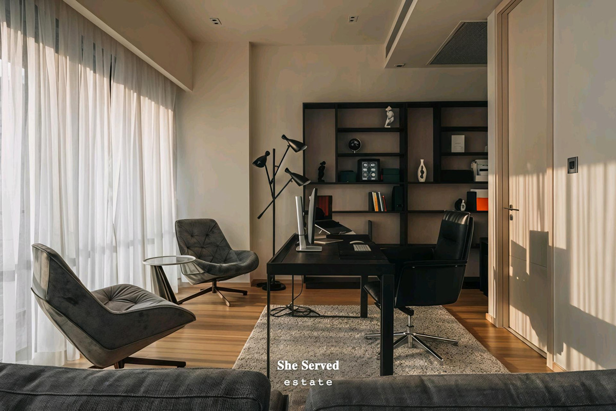 ให้เช่าคอนโดสุขุมวิท อโศก ทองหล่อ : The Strand Thonglor • Size: 91 sq.m. • High floor (10+) • 2 Bedrooms • 2 Bathrooms • Fully furnished 