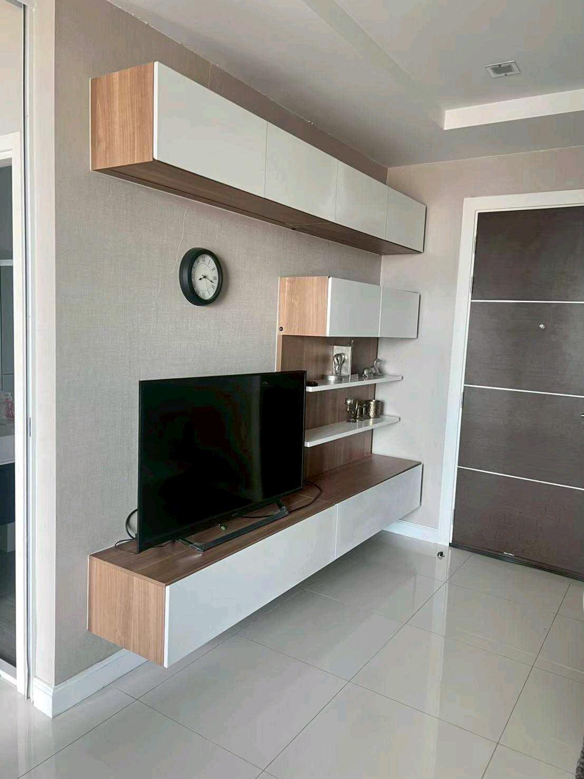 For RentCondoSamut Prakan,Samrong : #E205 (previous code S1888) 🎉 260369 Condo for rent at The Metropolis Samrong