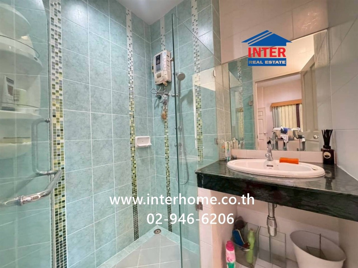 For SaleHouseBang kae, Phetkasem : 2-story detached house, 68 sq m, Parinyada Village, Wongwaen-Sathorn, Bang Khae 4 Road, Bang Khae Road, Kanchanaphisek Road, Bang Khae District, Bangkok