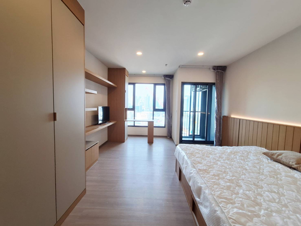 For RentCondoKhlongtoei, Kluaynamthai : Unit Available at Aspire Sukhumvit - Rama 4
