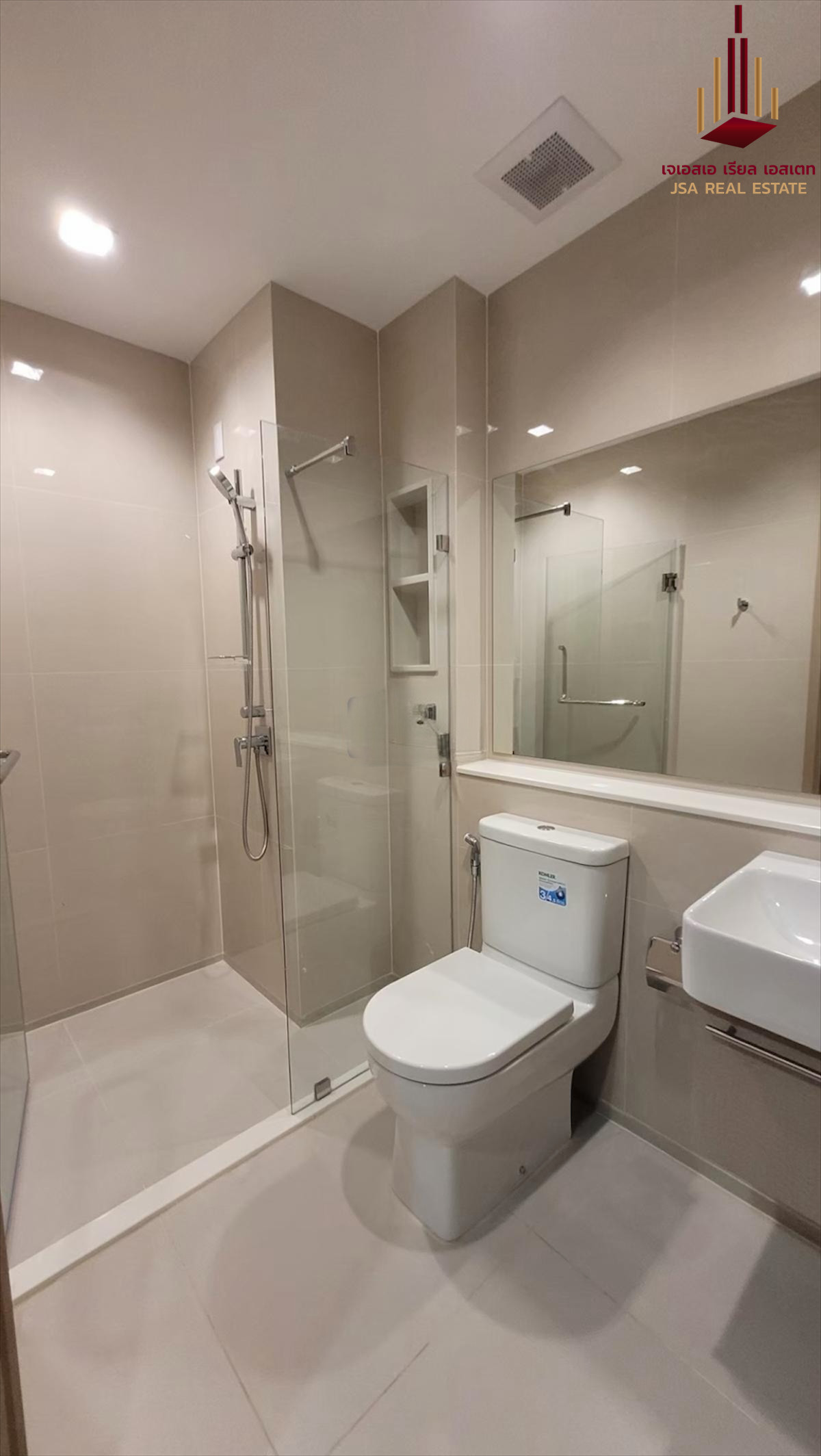 For SaleCondoThaphra, Talat Phlu, Wutthakat : ✨ For Sale: Life Sathorn Sierra Condo ✨ 💰 Only 4,000,000 THB