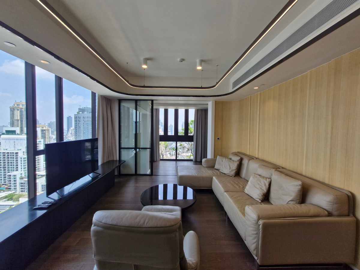 For RentCondoSukhumvit, Asoke, Thonglor : Highlights Unit Pet-friendly condominium close BTS Asoke