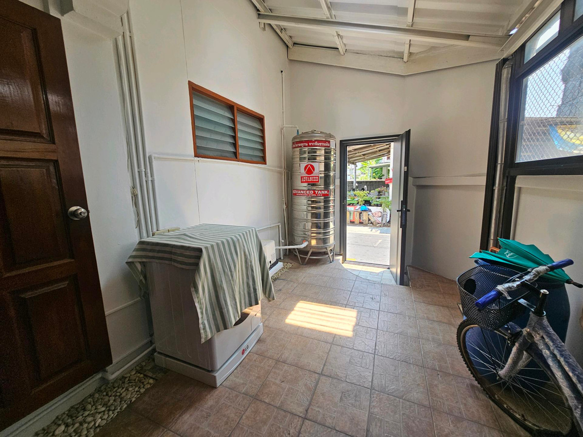 ให้เช่าอาคารพาณิชย์โชคชัย4 ลาดพร้าว71 : 📍ลาดพร้าว87แหล่งชุมชน เหมาะเปิดกิจการ+พักอาศัย ข้างตึกขึ้นป้ายโปรโมทคนเห็นเพียบ