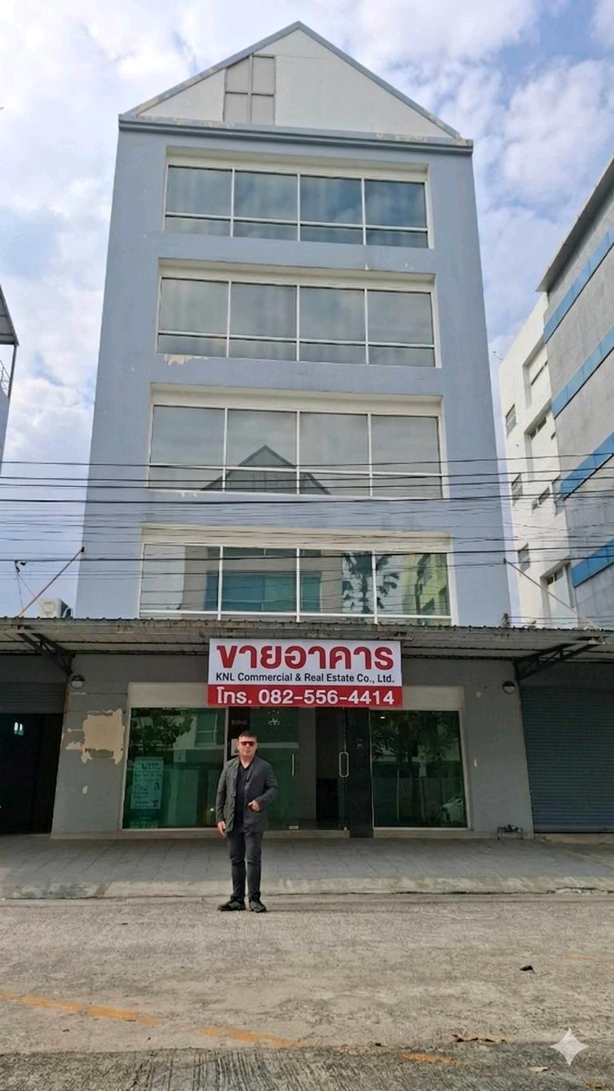 ขายโฮมออฟฟิศเกษตร นวมินทร์ ลาดปลาเค้า : 📌 ขายอาคารสำนักงาน 5 ชั้น พร้อมลิฟต์ | โครงการสุรีย์พร นวลจันทร์ บึงกุ่ม