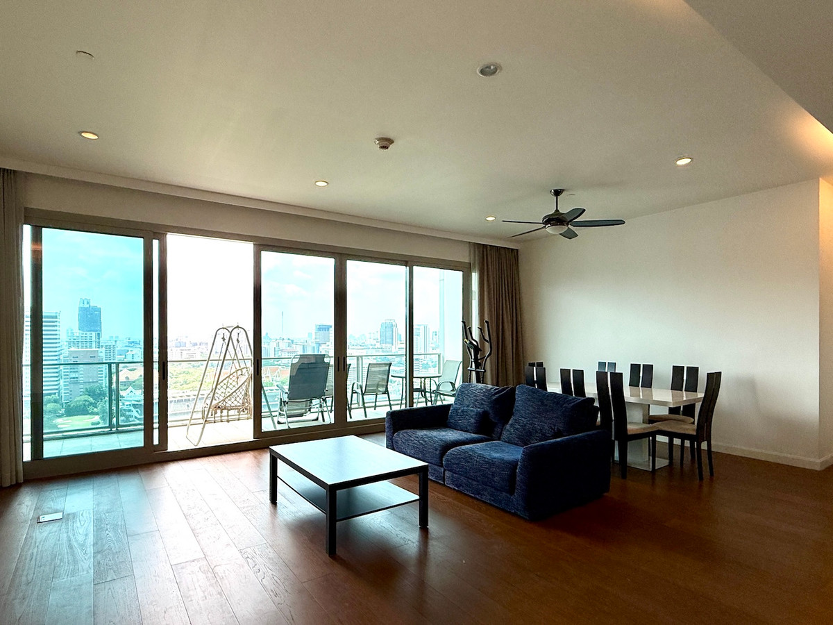 ให้เช่าคอนโดวิทยุ ชิดลม หลังสวน : คอนโด 3 ห้องนอน วิวสวน sport club ใกล้ BTS ราชดำริ