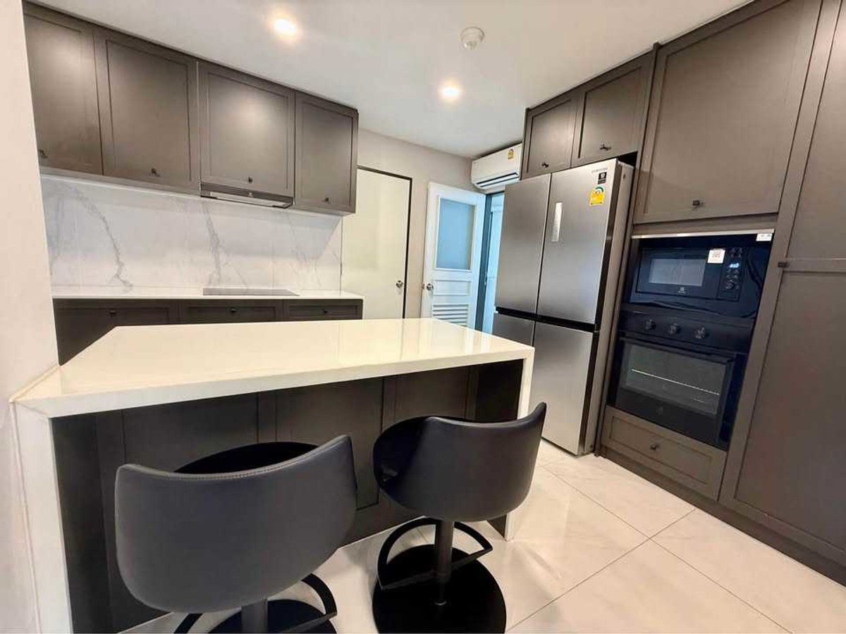 For RentCondoSukhumvit, Asoke, Thonglor : 💎 GT16282 | For rent and sale at President Park 24, convenient travel, close to the BTS, there is a shuttle, the room is very beautifully decorated. Fully furnished, ready to move in!!