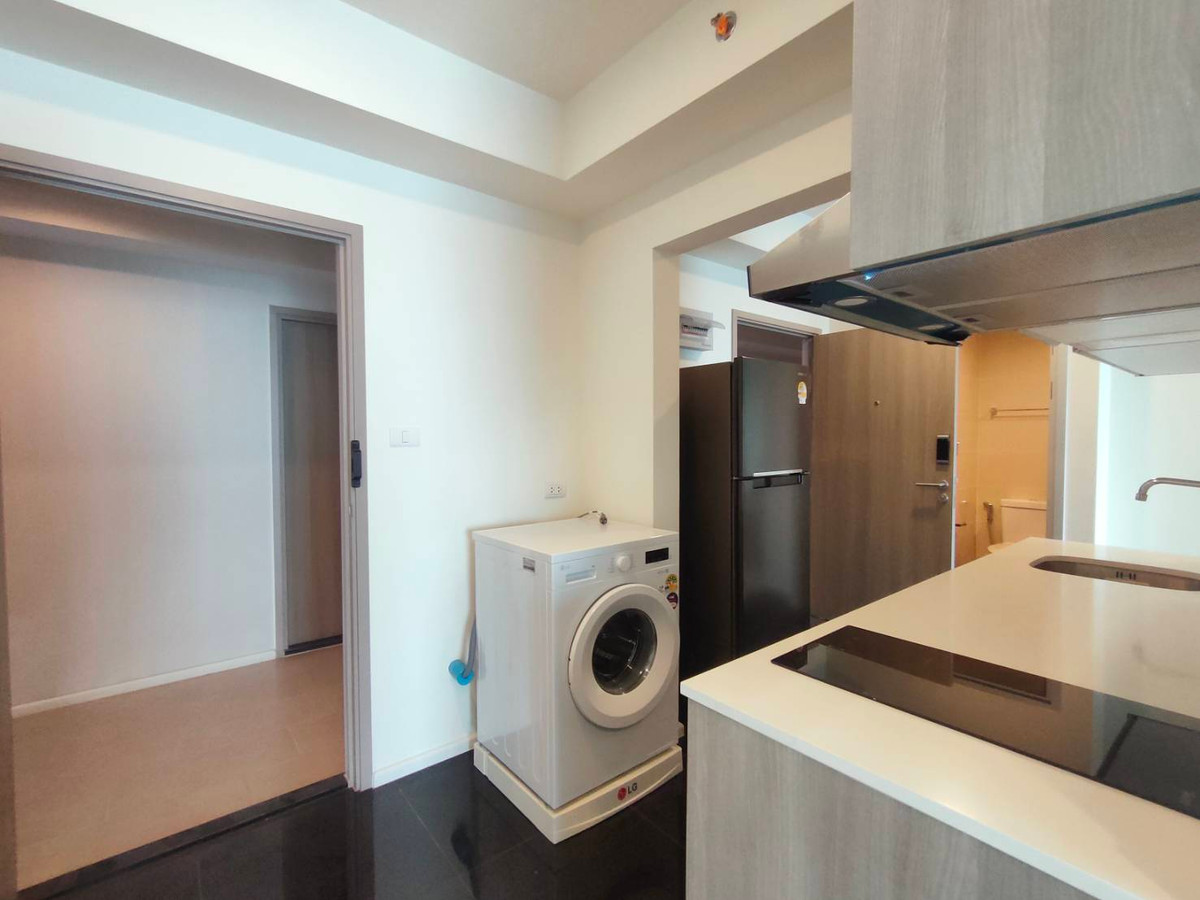 For RentCondoBangna, Bearing, Lasalle : For Rent : A space Mega Bangna 2 Condo next to Mega Bangna (ST-02)