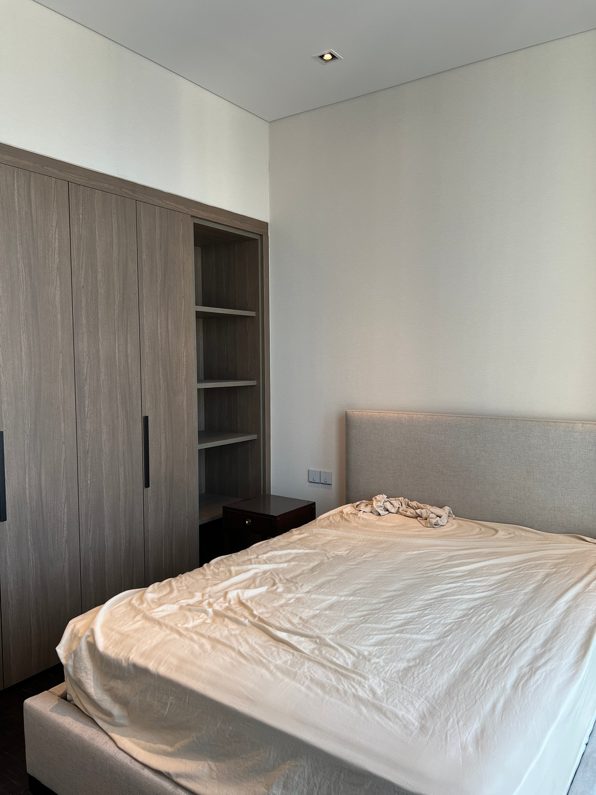 ขายคอนโดสาทร นราธิวาส : 🚨🔥 ขายด่วน | Ritz-Carlton Residences | 3 นอน | 211 ตร.ม. | ชั้น 28 | 65 ล้าน ALL-IN ⚡ ไม่มีค่าโอน ⚡ ไม่มีภาษี ⚡ ไม่มีค่าใช้จ่ายเพิ่ม | ~308K/ตร.ม. เทียบตลาด 440K/ตร.ม. 💰 ต่ำกว่าตลาด 30% 🏙️