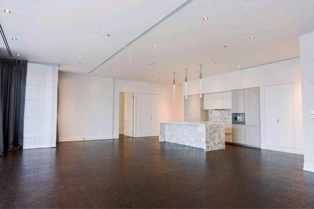 ให้เช่าคอนโดสาทร นราธิวาส : Large Unit 🌆 THE RITZ-CARLTON RESIDENCES | 3Bedrooms 4Bathrooms |Maid's Quarters 👩🏼‍🍳